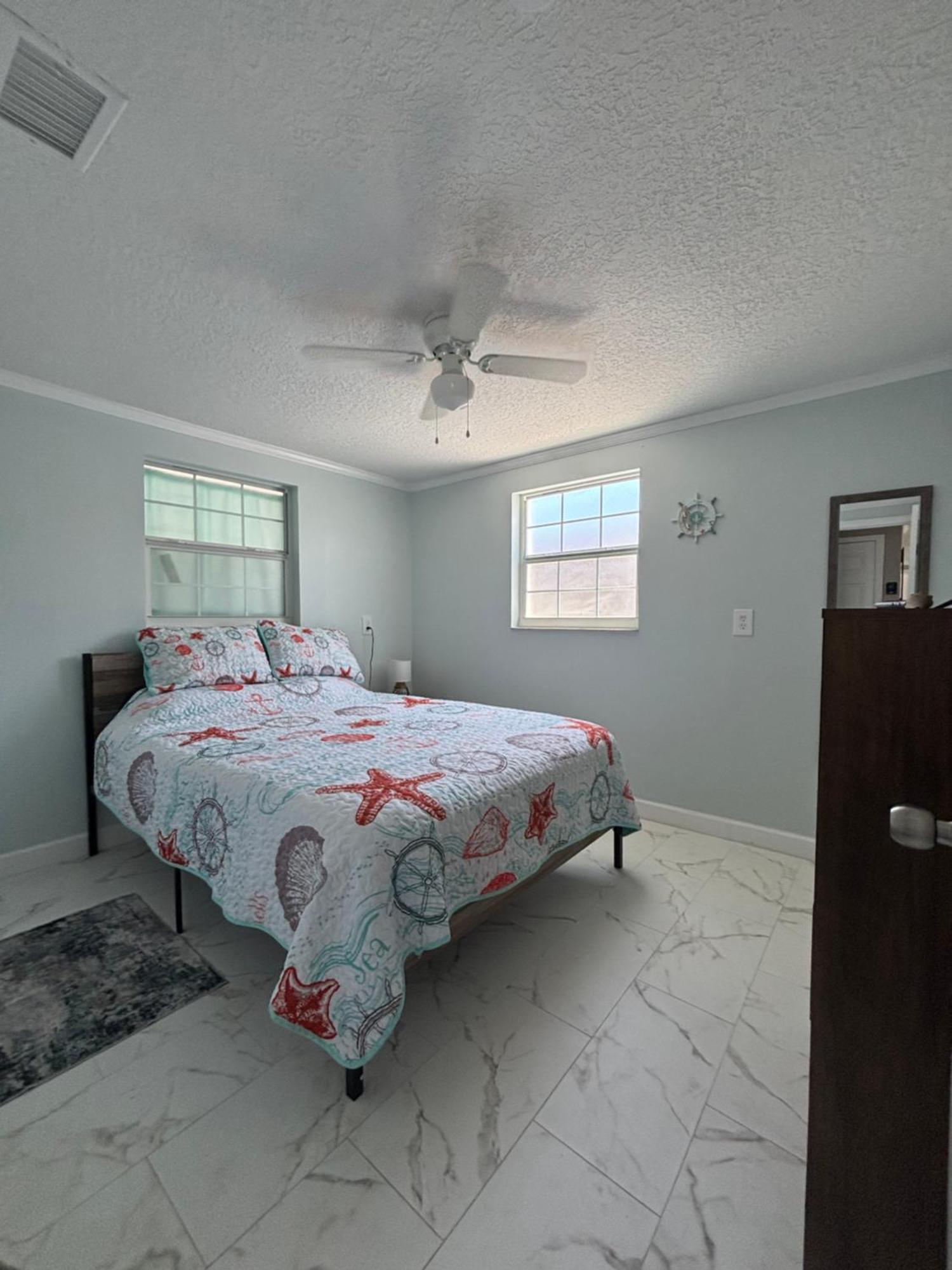 Gorgeous Seaside Seashell Cottage! Hudson Eksteriør billede
